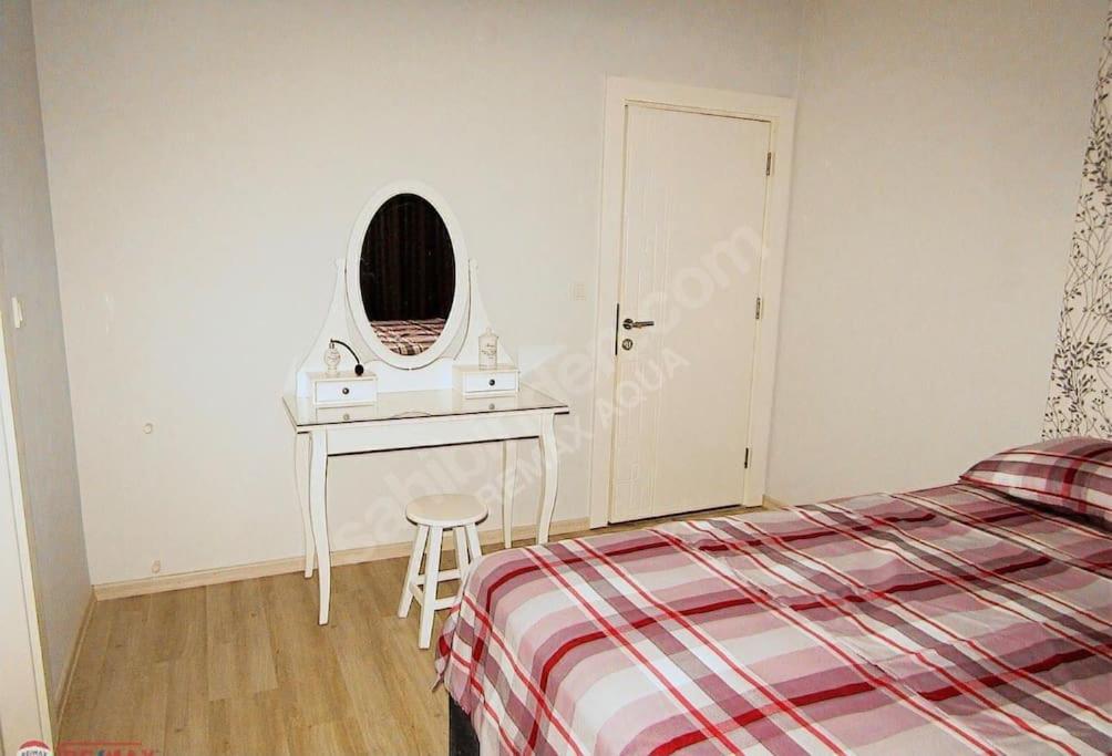 Lara Denize Sifir Havuzlu Sifir Esyali 2 Yatak Odali Muhtesem Ev Daire Antalya