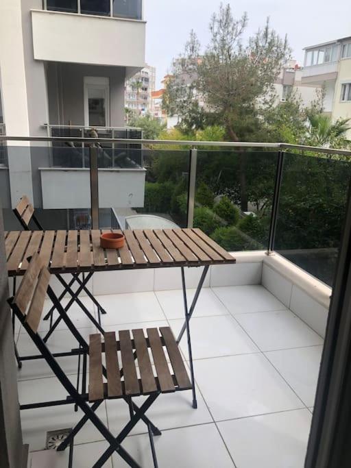 Lara Denize Sifir Havuzlu Sifir Esyali 2 Yatak Odali Muhtesem Ev Daire Antalya