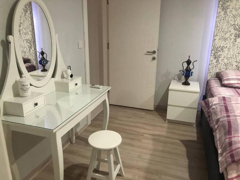 Apartment Lara Denize Sifir Havuzlu Sifir Esyali 2 Yatak Odali Muhtesem Ev *